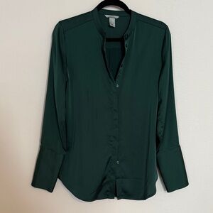 H&M Sage Green Button down shirt corporate wear work shirt